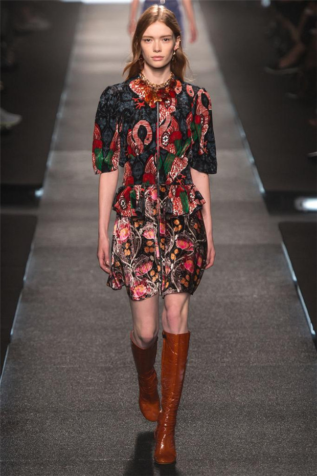 Louis Vuitton 2015春夏女装流行发布