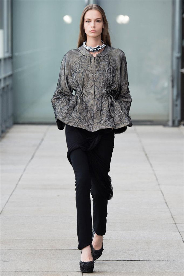 Iris van Herpen 2015春夏女装流行发布