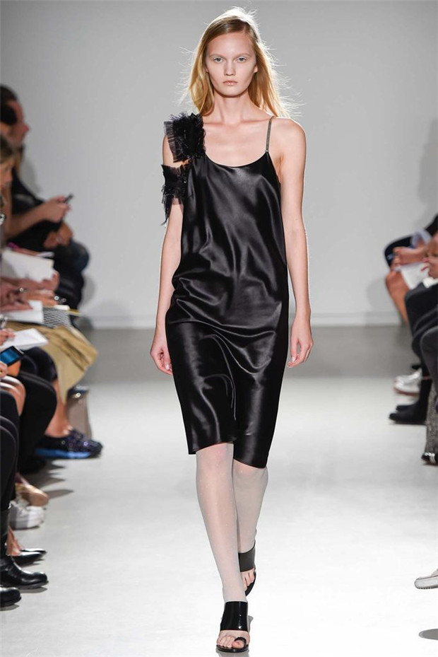 Veronique Branquinho 2015春夏女装流行发布