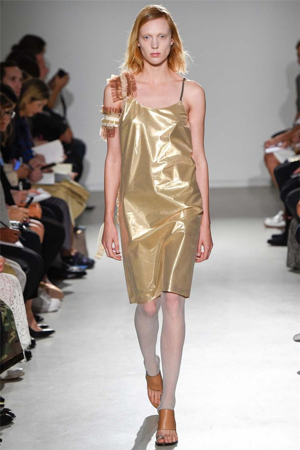 Veronique Branquinho 2015春夏女装流行发布