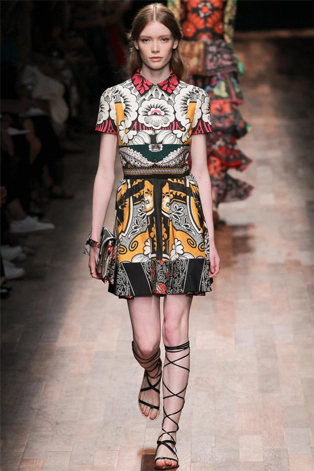 Valentino 2015春夏女装流行发布