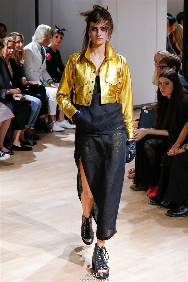 Yohji Yamamoto 2015春夏女装流行发布