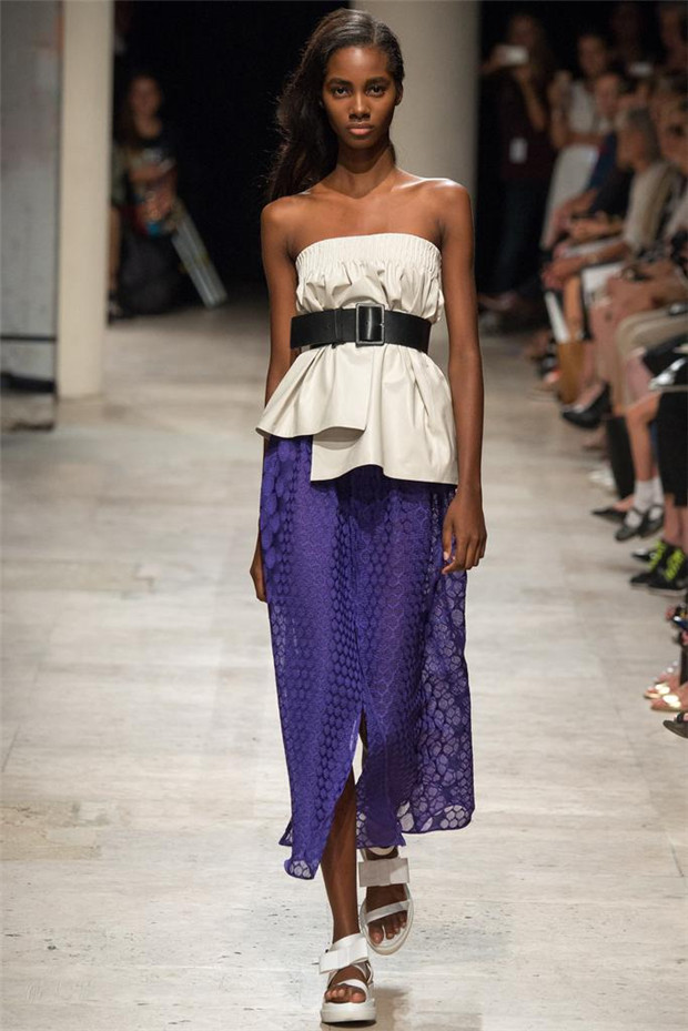 Maxime Simoens 2015春夏女装流行发布