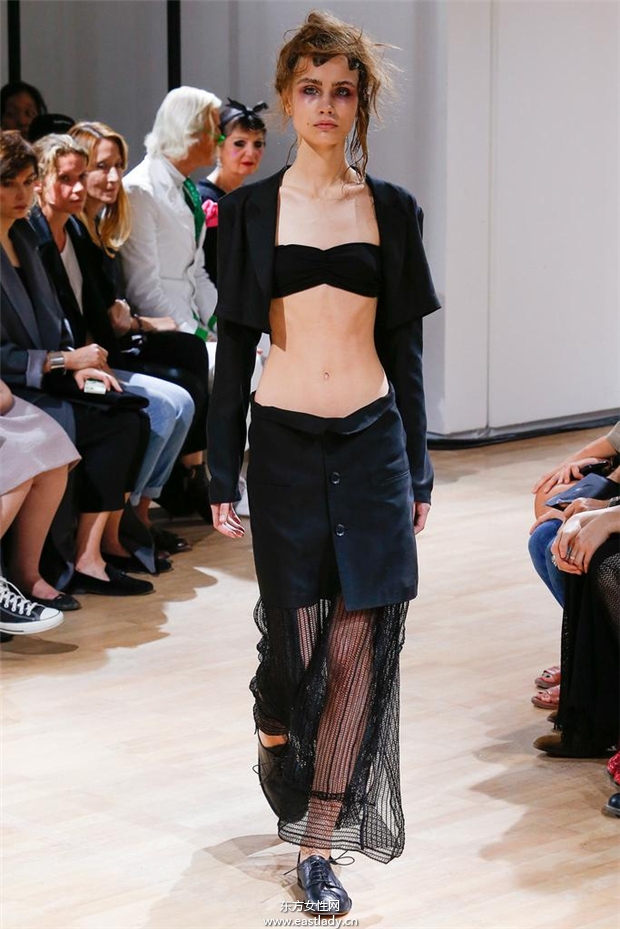 Yohji Yamamoto 2015春夏女装流行发布
