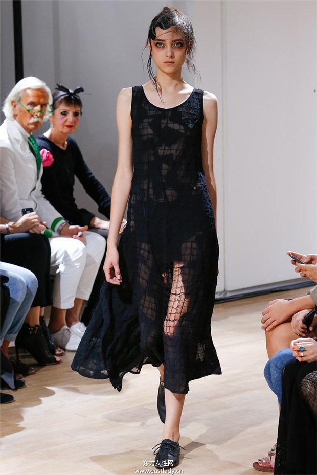 Yohji Yamamoto 2015春夏女装流行发布