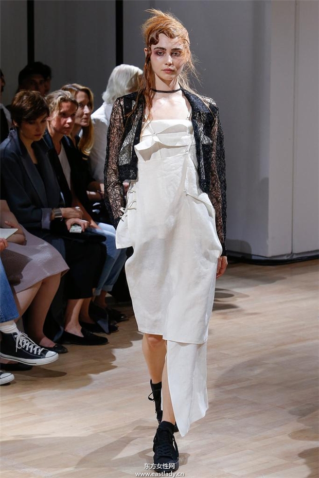 Yohji Yamamoto 2015春夏女装流行发布