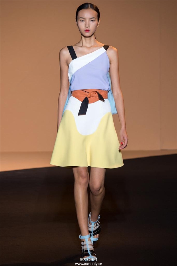 Roland Mouret 2015春夏女装流行发布