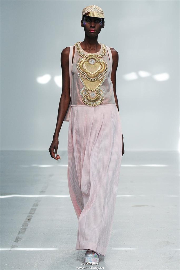 Manish Arora 2015春夏女装流行发布