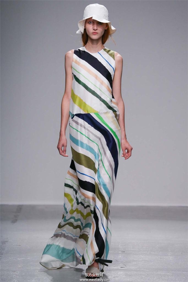 Christian Wijnants 2015春夏女装流行发布