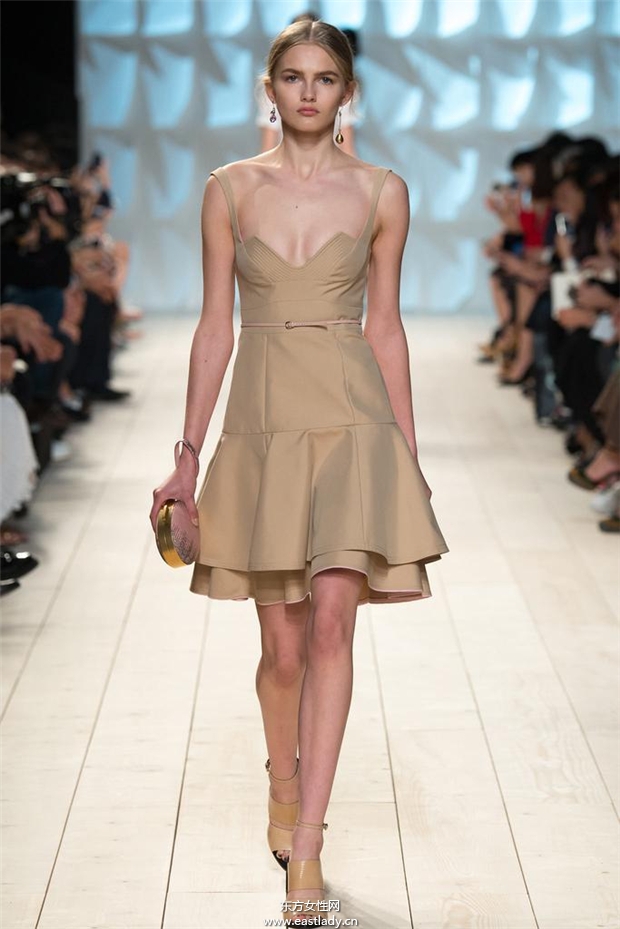 Nina Ricci 2015春夏女装流行发布