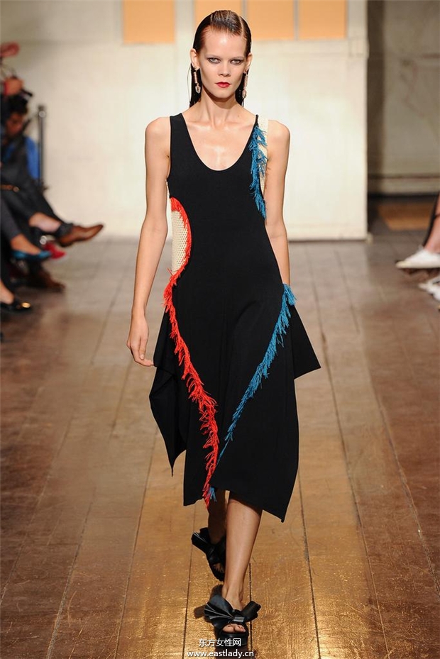 Cédric Charlier 2015春夏女装流行发布