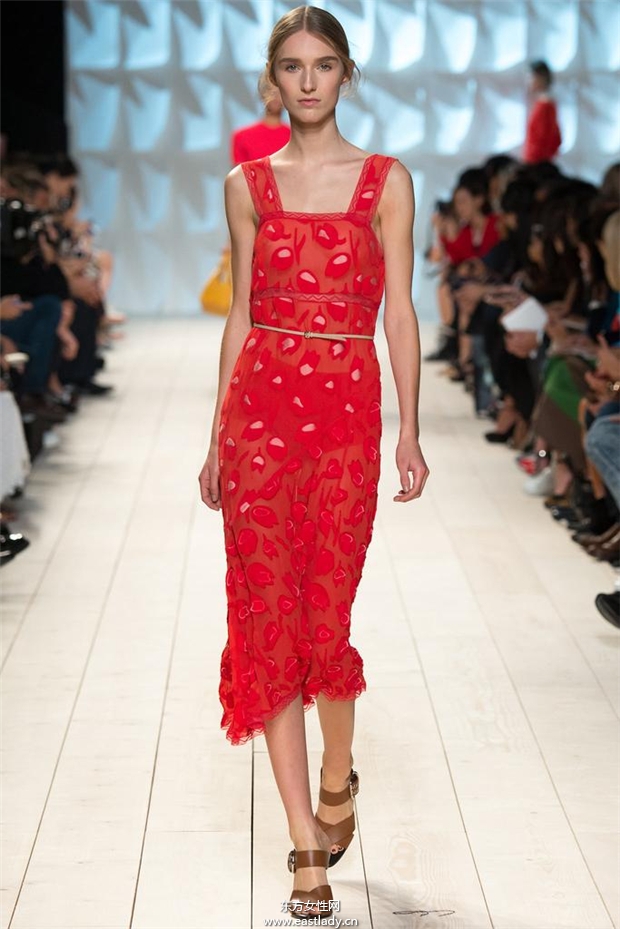 Nina Ricci 2015春夏女装流行发布