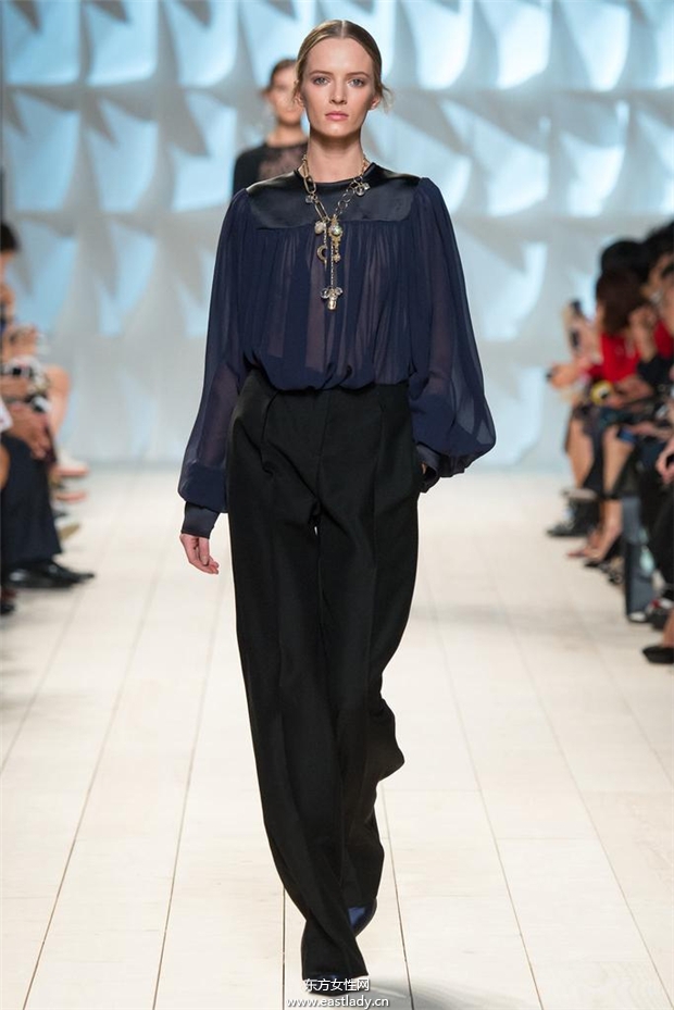 Nina Ricci 2015春夏女装流行发布