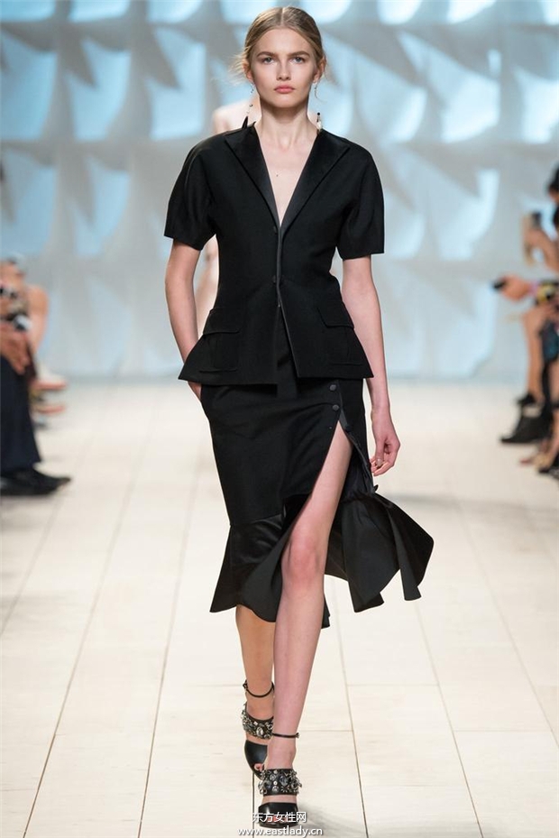 Nina Ricci 2015春夏女装流行发布