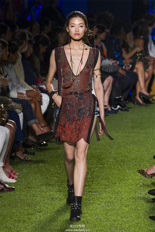 Blugirl 2015春夏女装流行发布