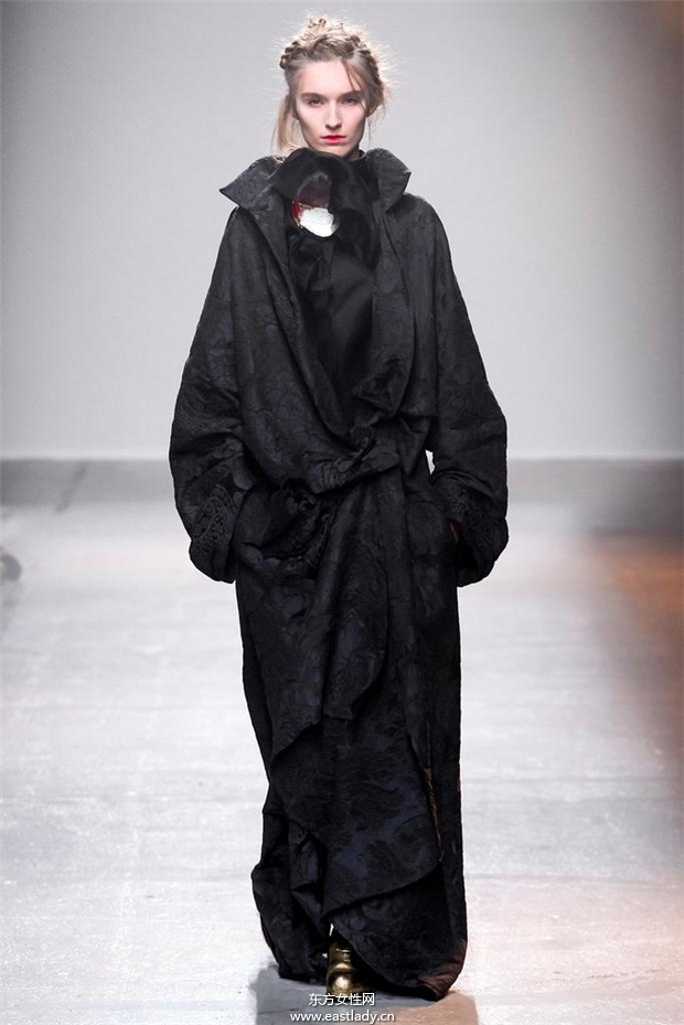 Aganovich 2015春夏女装流行发布