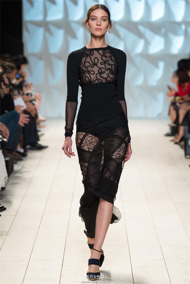 Nina Ricci 2015春夏女装流行发布