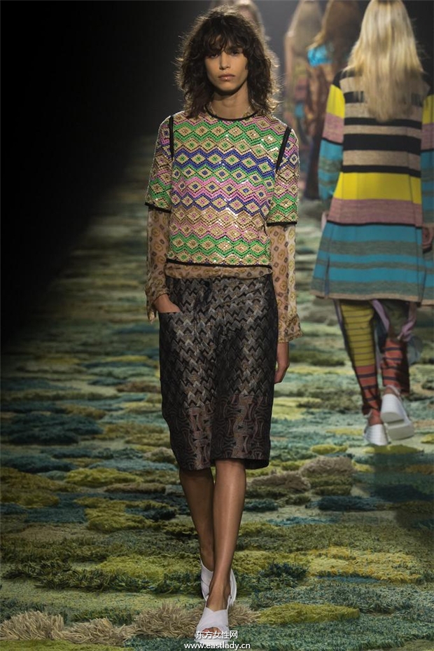 Dries Van Noten 2015春夏女装流行发布