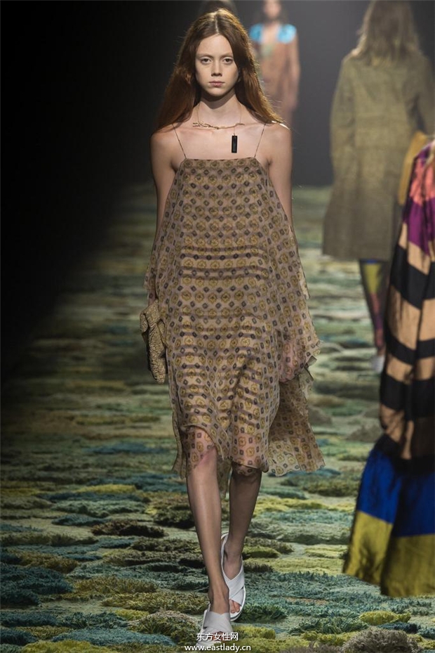 Dries Van Noten 2015春夏女装流行发布