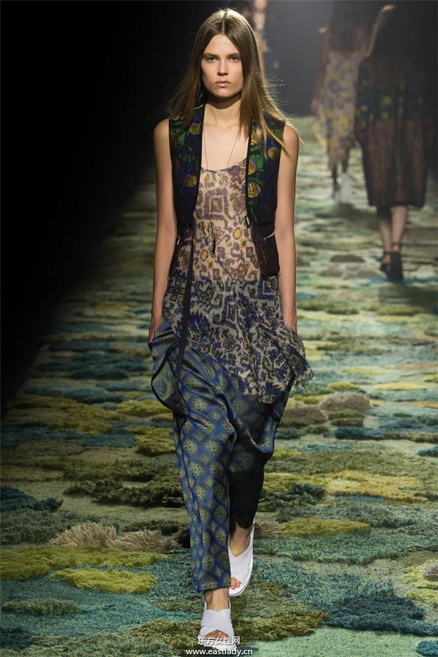 Dries Van Noten 2015春夏女装流行发布