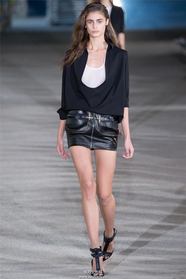 Anthony Vaccarello 2015春夏女装流行发布
