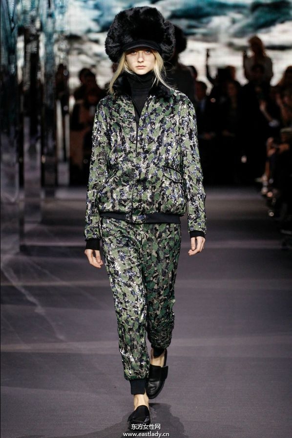 Moncler Gamme Rouge 2014秋冬女装新品发布