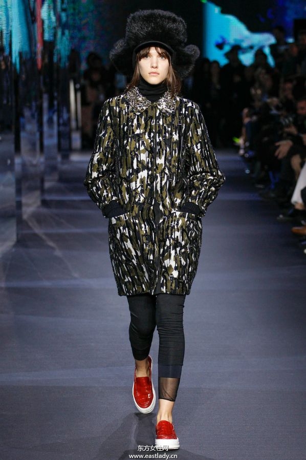 Moncler Gamme Rouge 2014秋冬女装新品发布