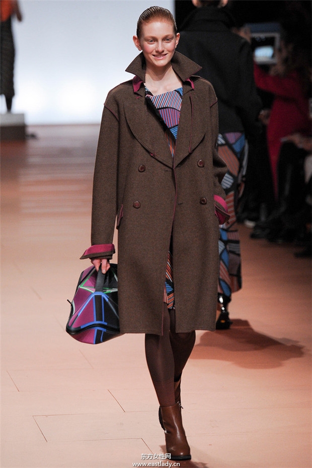 Issey Miyake巴黎时装周2014秋冬新品发布