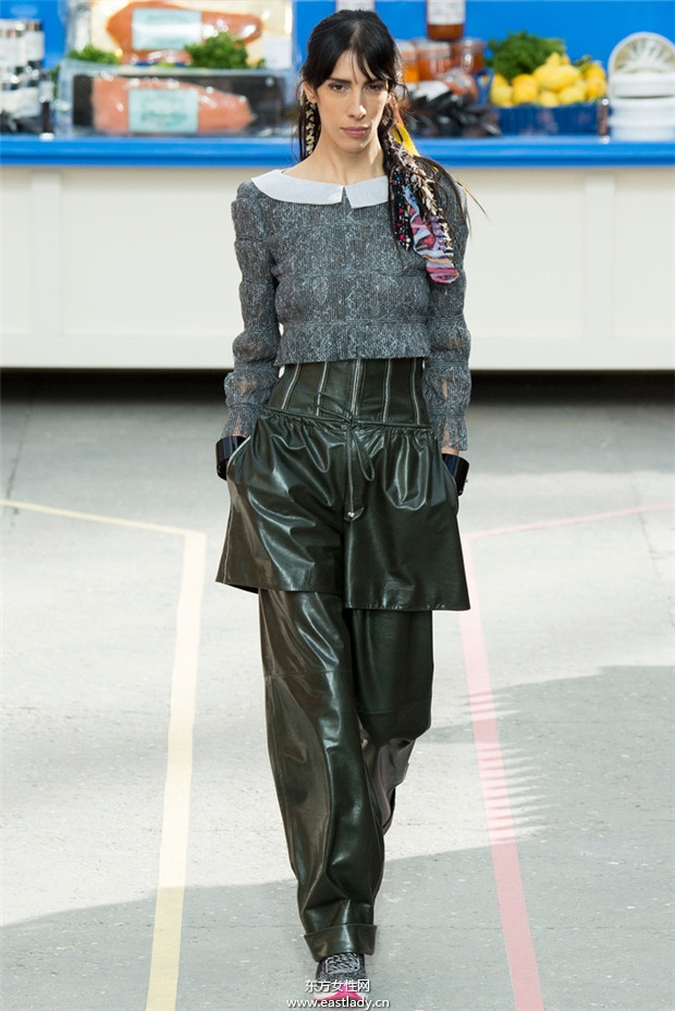 Chanel(香奈儿)巴黎时装周2014秋冬新品发布