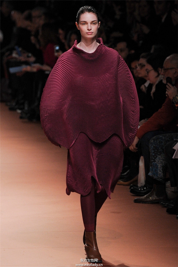 Issey Miyake巴黎时装周2014秋冬新品发布