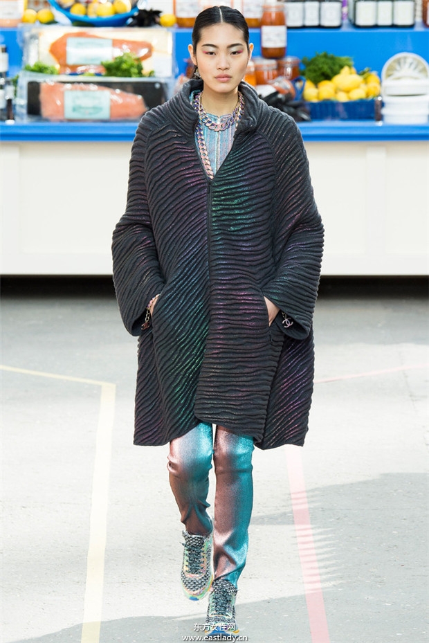 Chanel(香奈儿)巴黎时装周2014秋冬新品发布