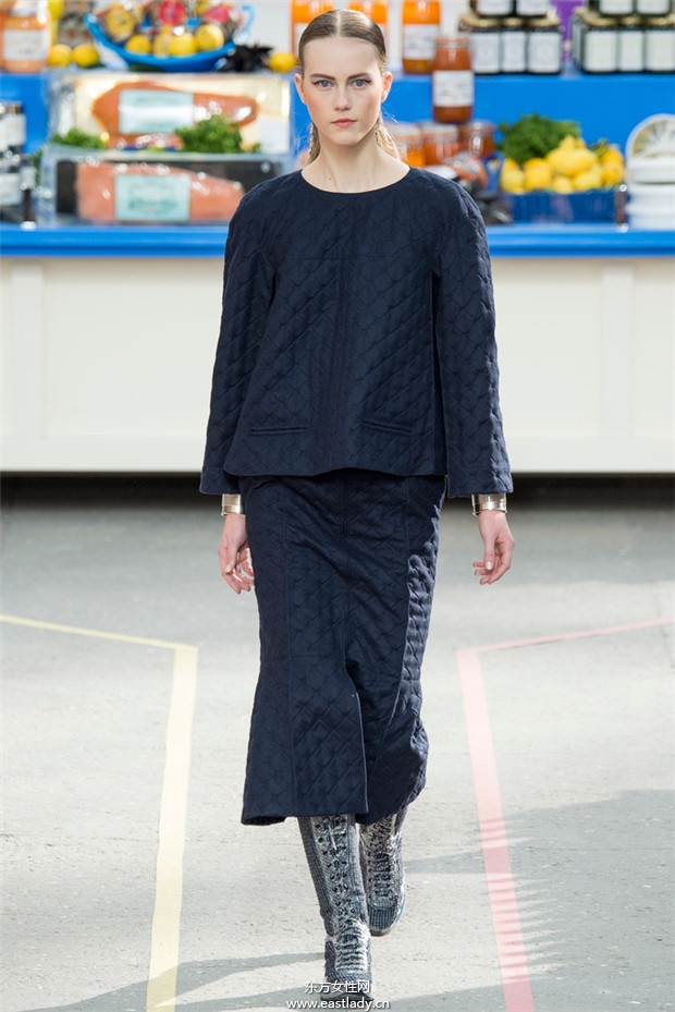 Chanel(香奈儿)巴黎时装周2014秋冬新品发布