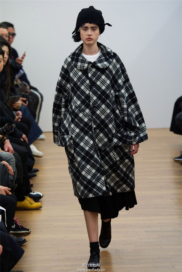 Comme des Gar&ccedil;ons巴黎时装周2014秋冬新品发布