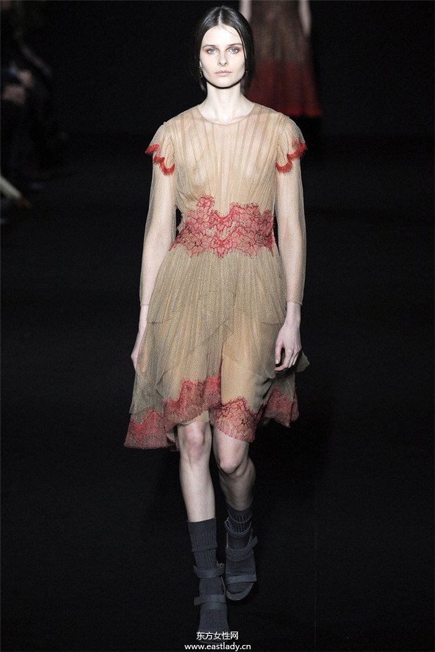 Alberta Ferretti米兰时装周2014秋冬新品发布