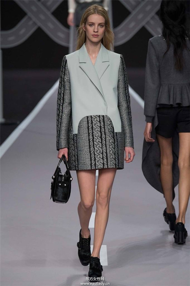 Viktor & Rolf巴黎时装周2014秋冬新品发布