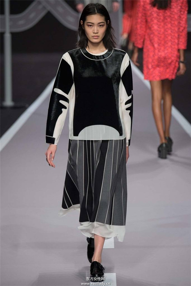 Viktor & Rolf巴黎时装周2014秋冬新品发布