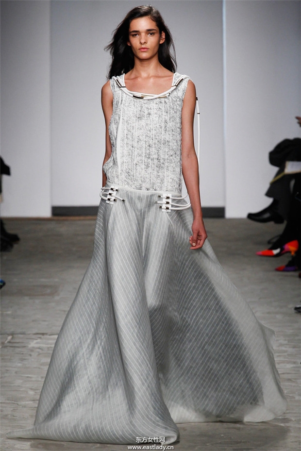 Vionnet 2014巴黎春夏高级定制时装秀