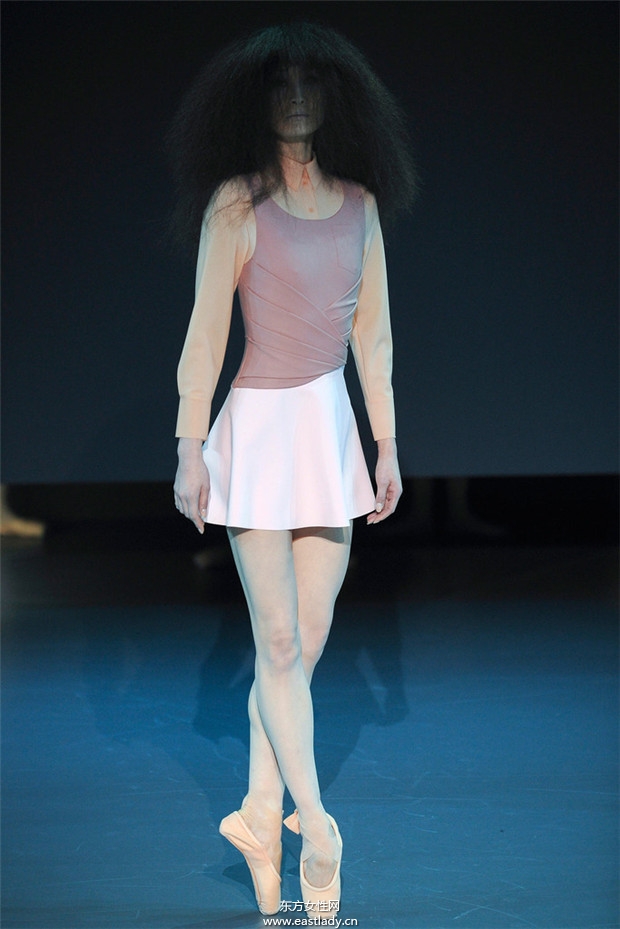 Viktor & Rolf 2014巴黎春夏高级定制时装秀