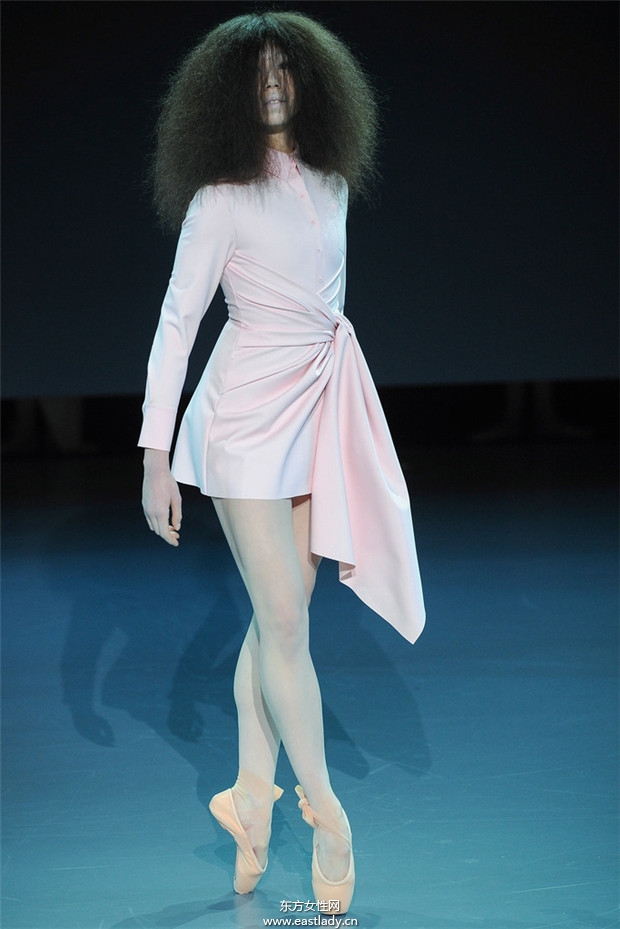 Viktor & Rolf 2014巴黎春夏高级定制时装秀