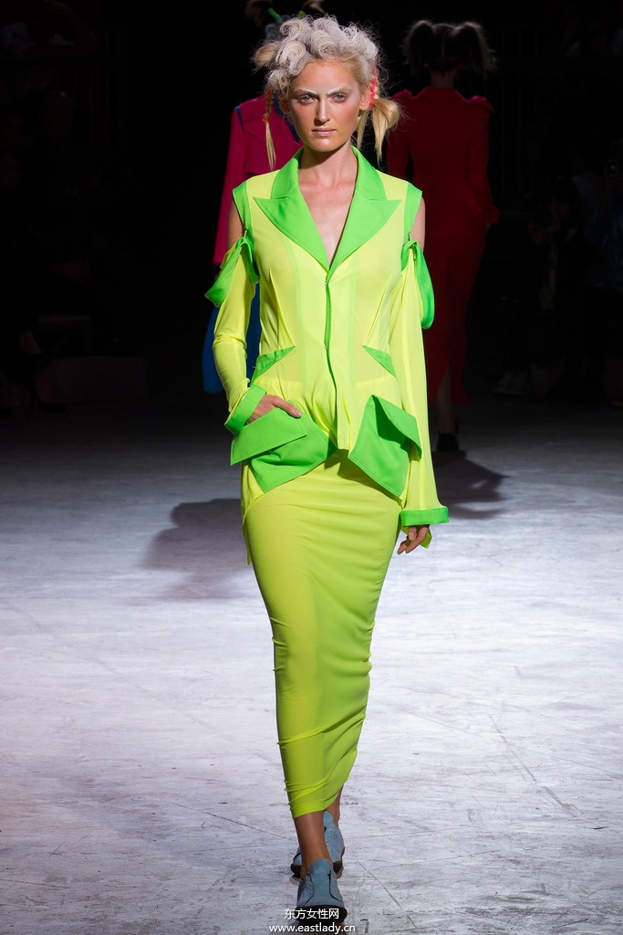 Yohji Yamamoto(山本耀司)2014春夏流行服饰时尚大片