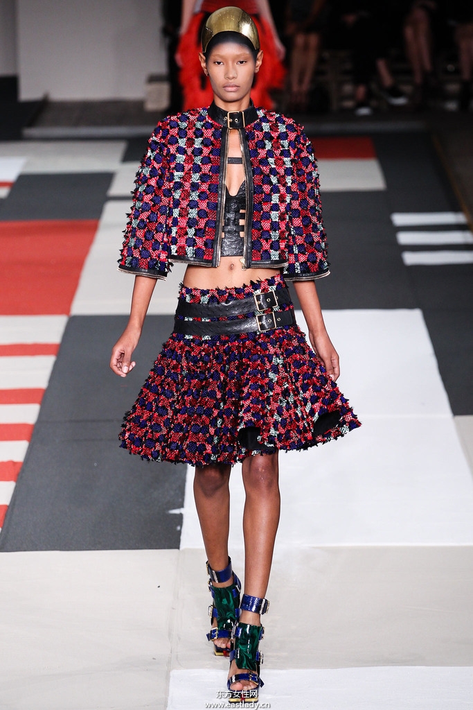 Alexander McQueen 2014春夏流行服饰时尚大片