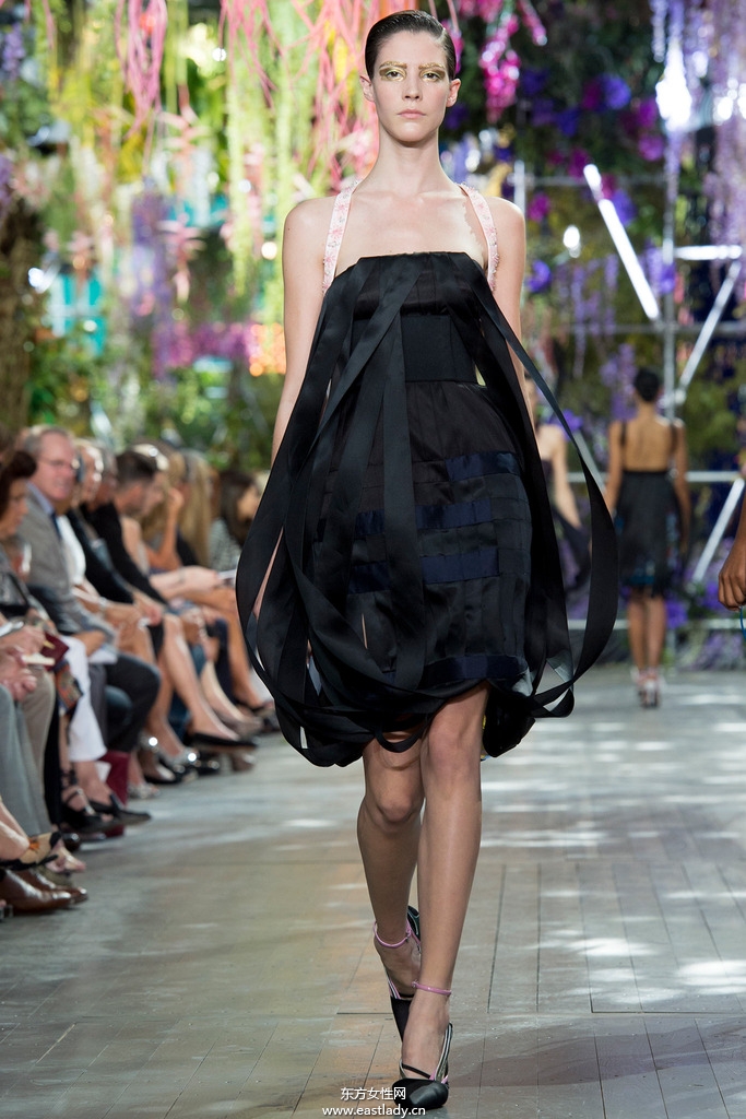 Christina Dior（克里斯汀·迪奥）2014春夏流行服饰时尚大片