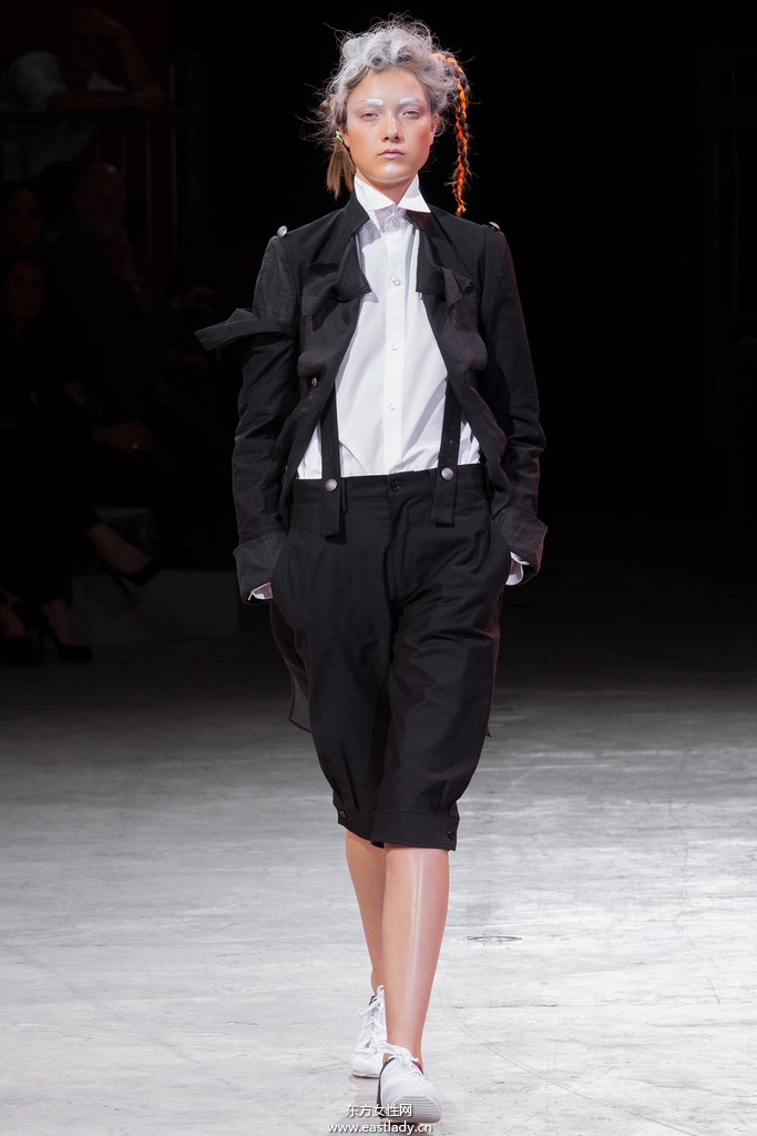 Yohji Yamamoto(山本耀司)2014春夏流行服饰时尚大片