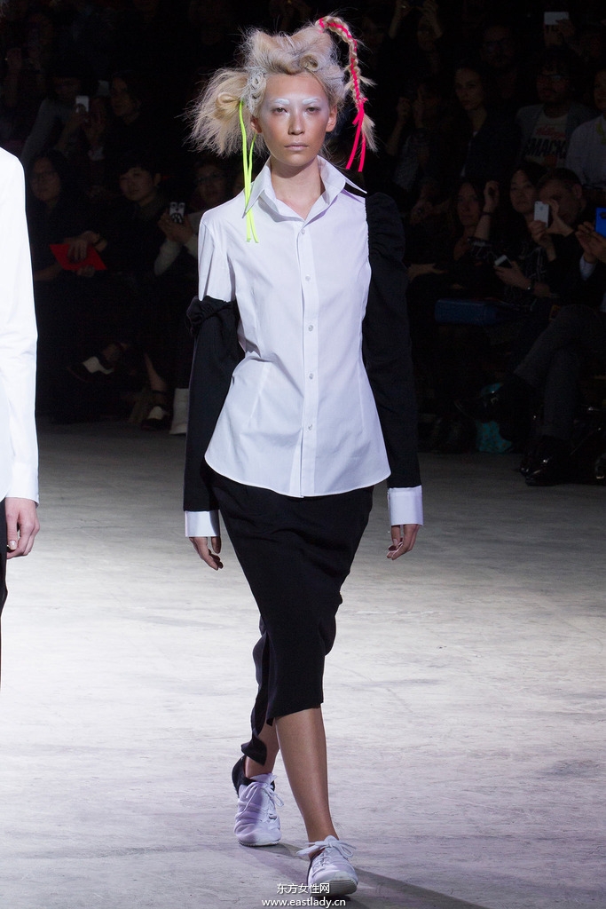 Yohji Yamamoto(山本耀司)2014春夏流行服饰时尚大片