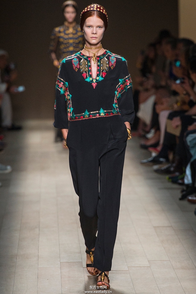 Valentino（华伦天奴）巴黎2014春夏流行服饰时尚大片