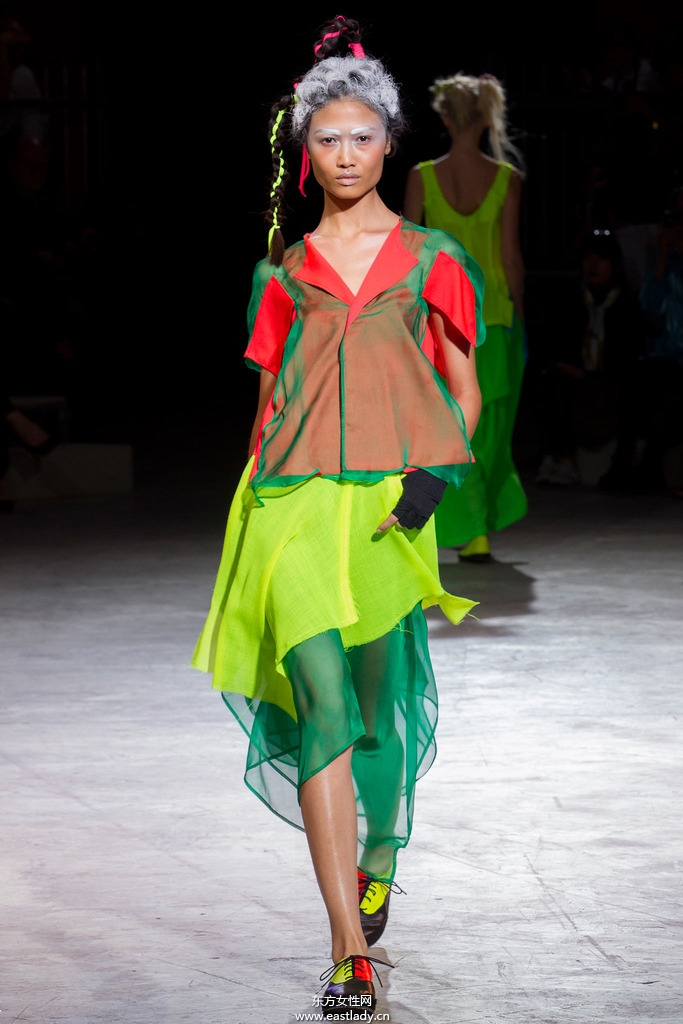 Yohji Yamamoto(山本耀司)2014春夏流行服饰时尚大片