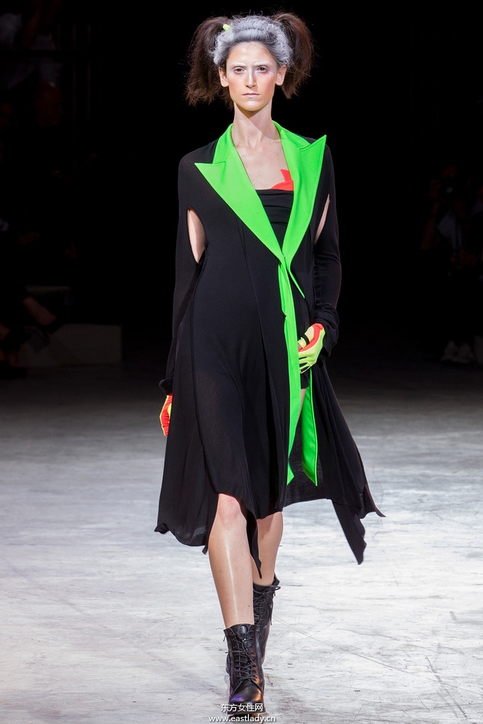 Yohji Yamamoto(山本耀司)2014春夏流行服饰时尚大片