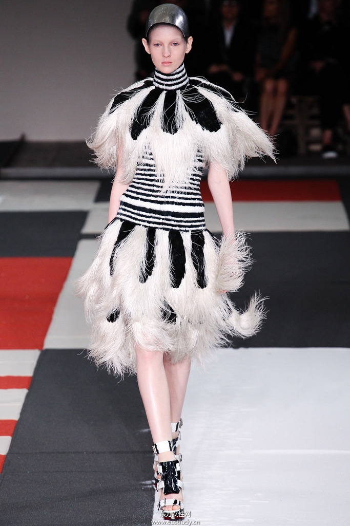 Alexander McQueen 2014春夏流行服饰时尚大片