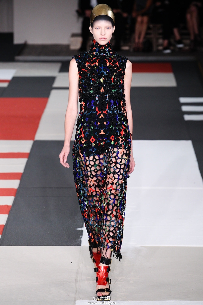 Alexander McQueen 2014春夏流行服饰时尚大片