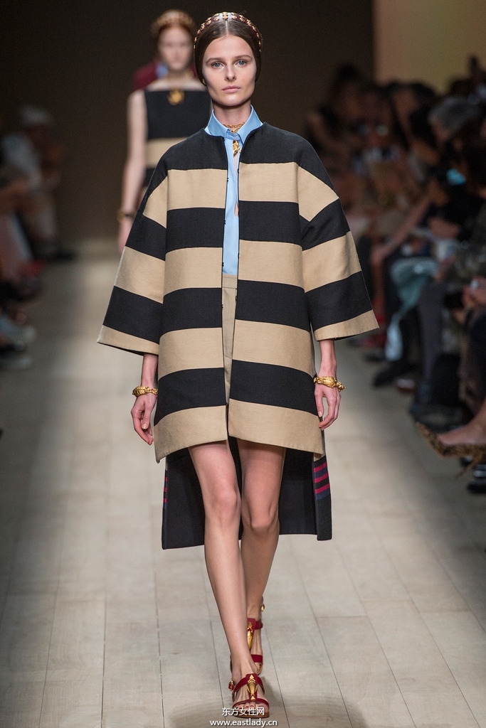 Valentino（华伦天奴）巴黎2014春夏流行服饰时尚大片